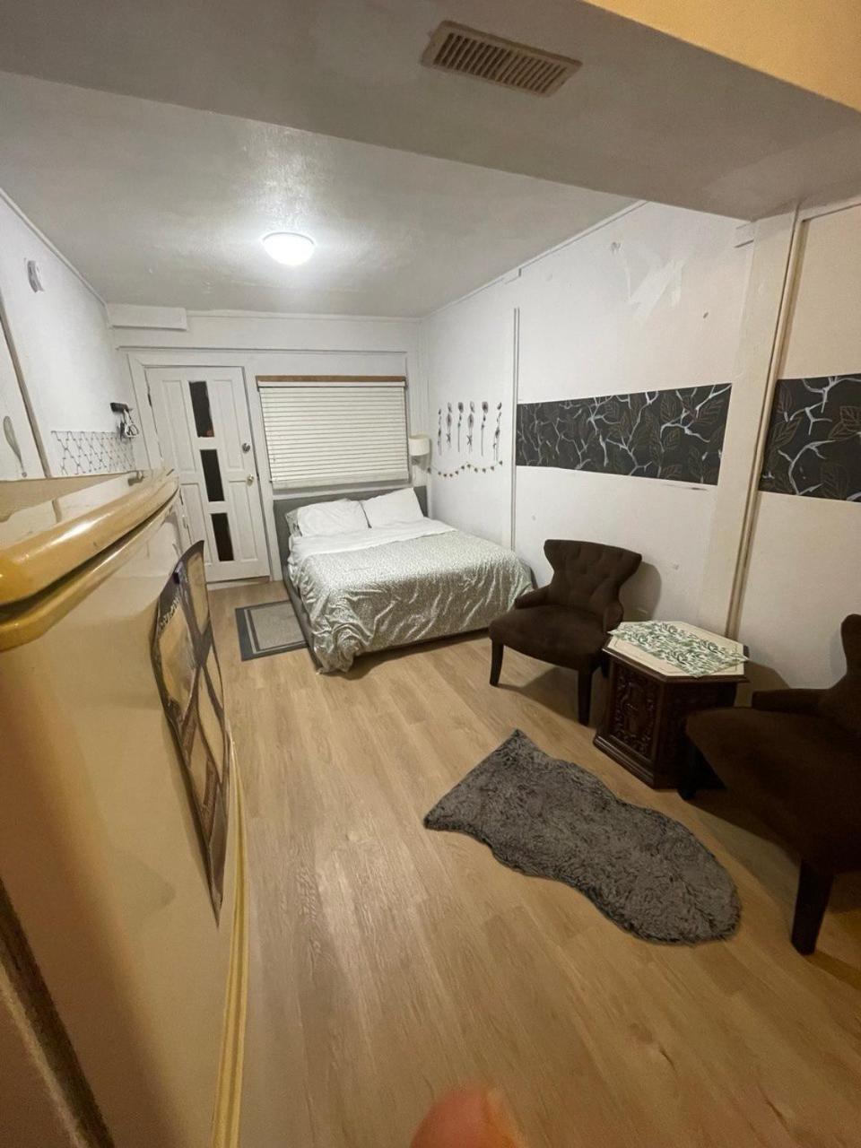 Suite In Уэст-Ванкувер Экстерьер фото